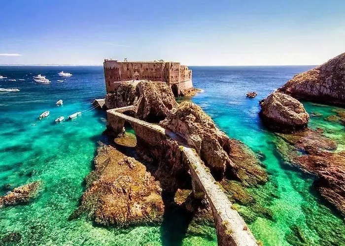 Kerala 49, Deluxe Flat In Historic Center * Peniche