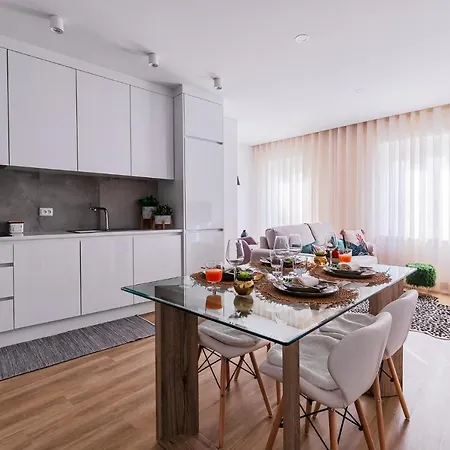 Kerala 49, Deluxe Flat In Historic Center דירה *