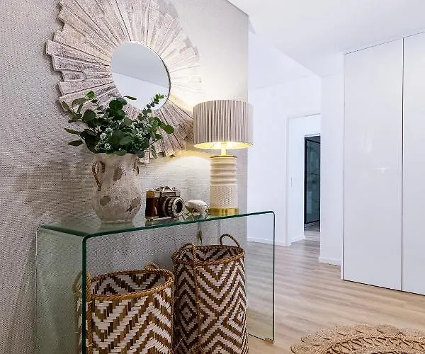 Kerala 49, Deluxe Flat In Historic Center * Peniche